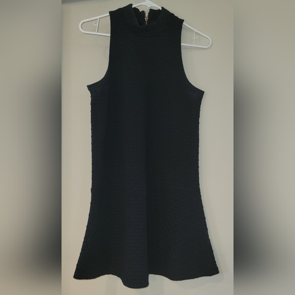 Adorable Abercrombie and Fitch, black, sleeveless dress. Size S. - Picture 2 of 4